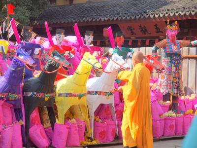 高鉄乗って無錫日帰り旅No.２　無錫のアプリ灵錫なしでどこまで行けるか？　恵山古鎮の有料エリア散策　ランチは蟹粉拌面