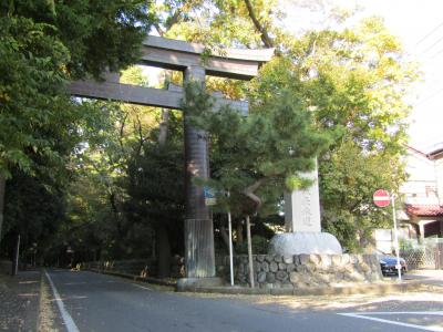 寒川神社表参道