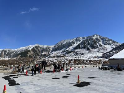 紅葉時期の黒部立山アルペンルート