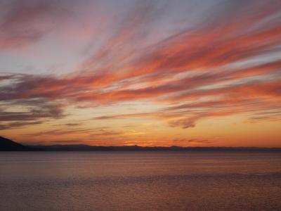 サンゴ草を求めて秋の道東④　フレペの滝ウォーキング後サロマ湖の夕陽を目指す