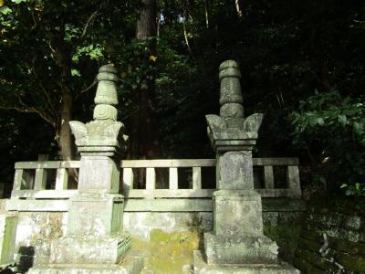 鎌倉妙本寺の墓地（鎌倉市大町1）