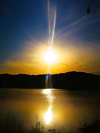 白老-６　ポロト湖畔の夕日　蒸気機関車‐保存展示-誇り　☆松浦武四郎碑-白老駅へ