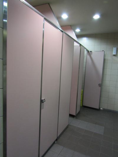 相鉄「湘南台駅」の男子トイレの内装（藤沢市湘南台1）