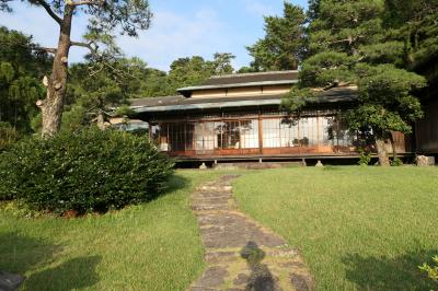 夏の伊豆長岡温泉旅♪　Vol.47 ☆伊豆長岡温泉「三養荘」：朝の美しい日本庭園　優雅な散歩♪