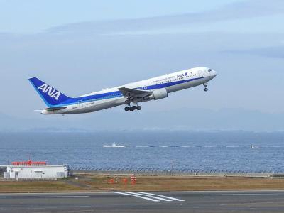 朝のセントレアにて飛行機見学