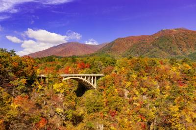 鬼首/鳴子/古川ぐるり旅【1】~オレンジ色に染まるV字渓谷~鳴子峡(紅葉)