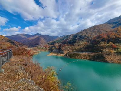 【2022　四万温泉】２　家族で行く温泉旅行。奥四万湖の紅葉は見ごろでした。