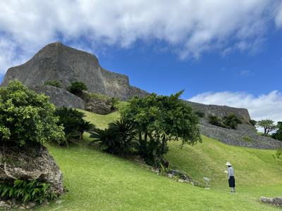 今年、沖縄県４回目、本島は２回目の旅（３）　最終日は勝連城と海中道路・浜比嘉島（2022年11月）