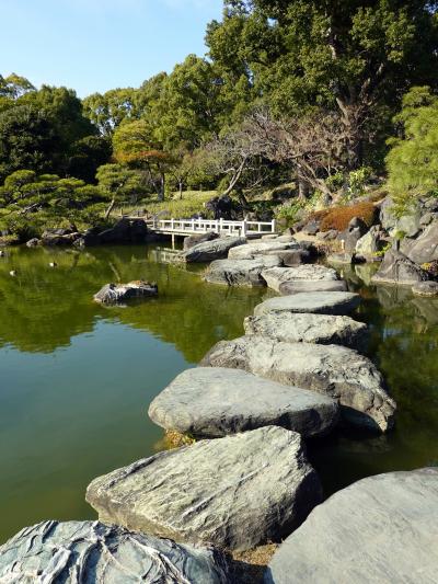 新春の一日、石と池の清澄庭園（都指定名勝）を巡りました。（符深川江戸資料館）