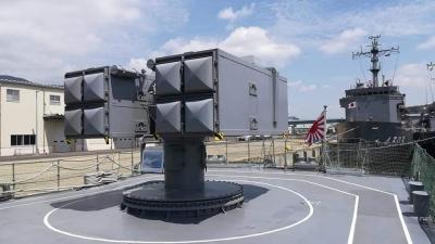 海上自衛隊佐世保地方隊 倉島岸壁で艦艇見学