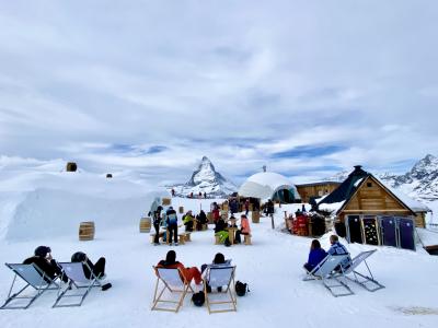スイス・ツェルマットでスキー(11) = 最終滑走日はIGLU DORFでホットワイン =