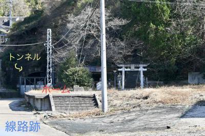 旧生駒トンネルに思いを馳せる / 車窓から見える日常が素敵すぎる路線