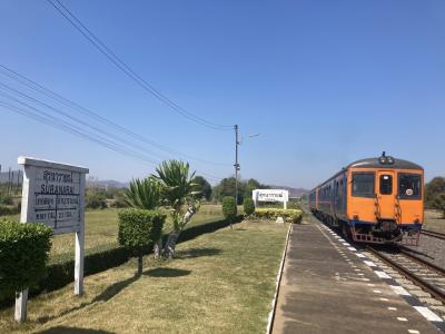 期間限定のダムの上を走る列車、通称「ひまわり列車」に自力で乗りに行きました。