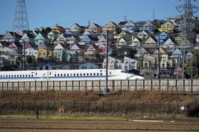 日向岡住宅。新幹線から見えるあの､､､的な。その後、東京湾フェリーで原岡桟橋へ。