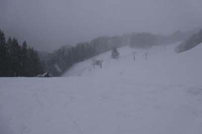 今年の滑り初めはホワイトバレースキー場