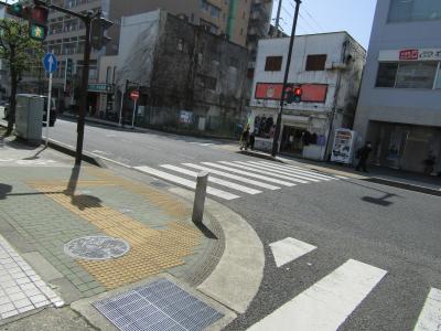 城下町らしい段違いの交差点（小田原市）