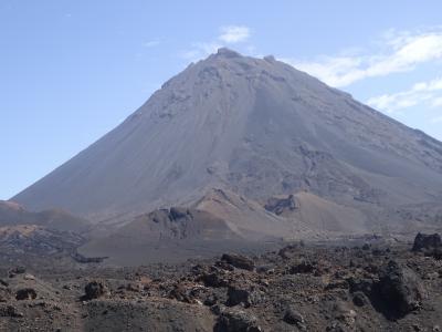 (48)2023年5月(3)カーボベルデ(フォゴ島(フォゴ国立公園 カノ火山･外輪山(カルデラ内のポルテラ村散策 ワイナリー) 島一周)