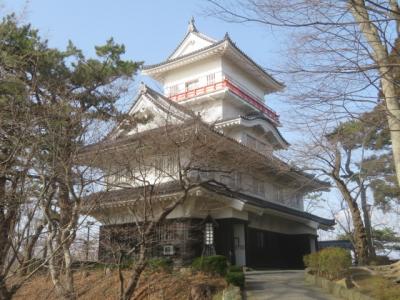 秋田駅周辺から千秋公園内を歩きました