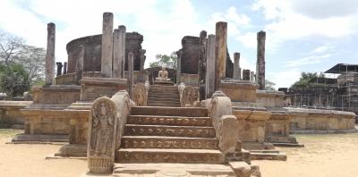 【スリランカ】世界遺産ポロンナルワの遺跡群　DALADA - MALUVA（仏歯庭）エリア