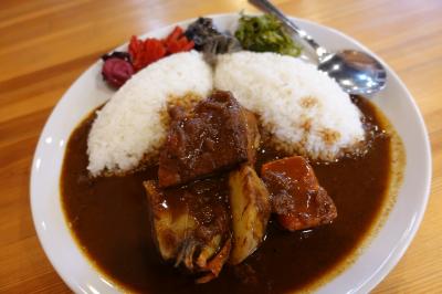 20230409-1 築地 なんかフラフラと出かけて、なんとなく東印度咖哩商会で朝カレー