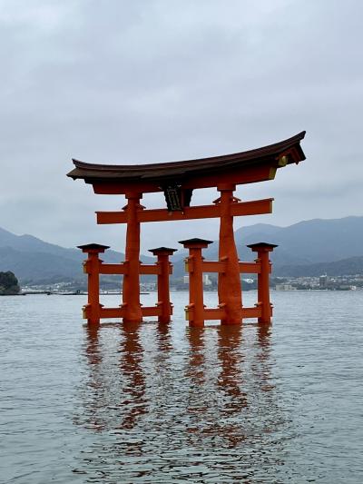 海中に立つ迫力の厳島神社・広島県民の優しさに触れまくったひとり旅・行きはよいよい帰りは...