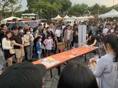 台北ぶらぶら　ビール祭り