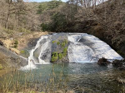 桜満開の京都から花巻へ（6）小さな滝を巡る冒険と花巻温泉