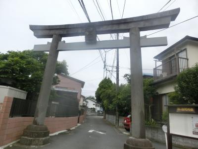 2022夏 大山道１：藤沢にある阿夫利神社の一の鳥居から伊勢原へ、(ほぼ)田村通り大山道を歩く