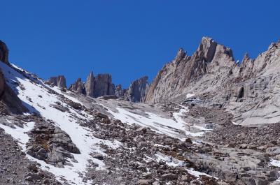 アメリカ本土最高峰ホイットニー山をトレッキング (Trekking on Mt Whitney, highest in main USA)