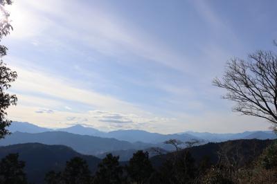 高尾山の山頂へ