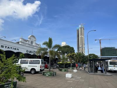 Colombo Fort Railway Station に到着