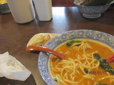 宮古の４日間（２０）昼食にラーメンを食べ、池間島へ。