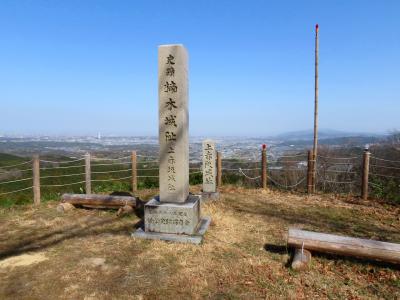 上赤坂城跡と観心寺をゆく