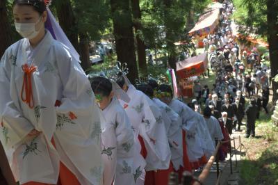 復活!春の例大祭、地元に愛される「蚊里田八幡宮」&巫女舞い