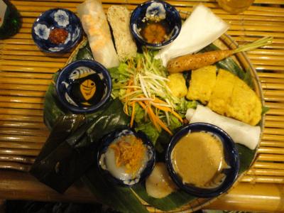 ベトナム世界遺産グルメ2人旅3