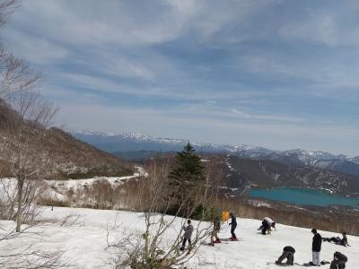 大丈夫？春スキー！前代未聞！今年は雪解けが早すぎる～Σ(ﾟдﾟlll)ーかぐらみつまたスキー場ー