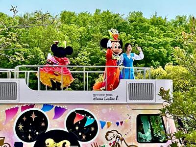 2023年春:東京ディズニーリゾート開業40周年スペシャルパレード&浦安市制施行40周年、千葉県誕生150周年をお祝いするパレード:夫婦で♪