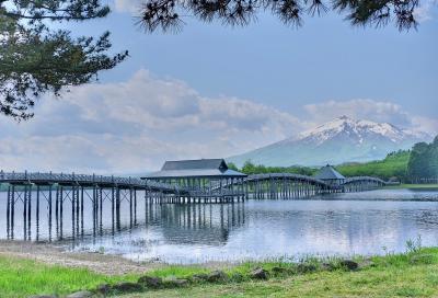 弘前のりんごの花と洋館めぐりの旅♪ ＜4＞ 最終日に日本一長い三連太鼓橋『鶴の舞橋』を訪問