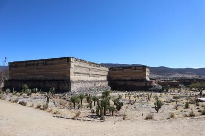 【メキシコ】サボテカ族が建てたといわれる世界遺産ミトラ遺跡とミトラの街歩き