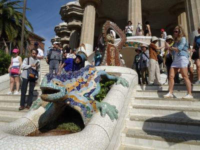 コロナ後にやっとスペイン、ポルトガルに出かけて来ました（その２）グエル公園観光編