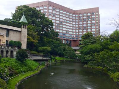 森のような庭園を有する「ホテル椿山荘東京」に宿泊してみます。