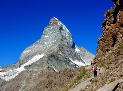スイス・ハイキングの旅 2023夏　（３）3度目のヘルンリ小屋へ