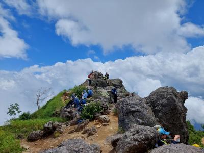 妙高山日帰り登山（燕温泉からピストン）