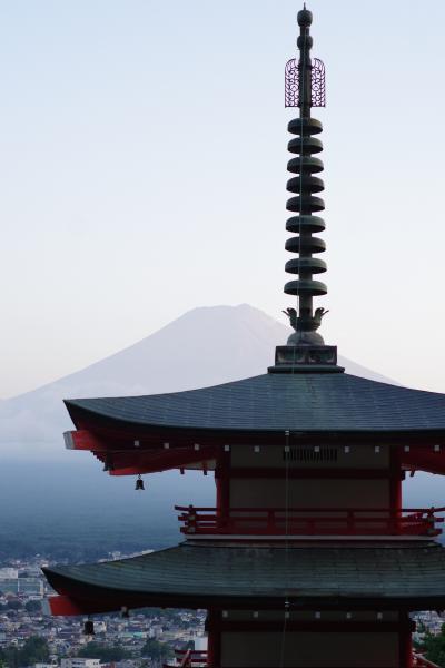 世界遺産登録10周年の富士山と富士吉田、河口湖、忍野八海