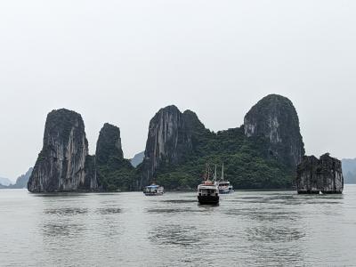 ハロン湾旅行