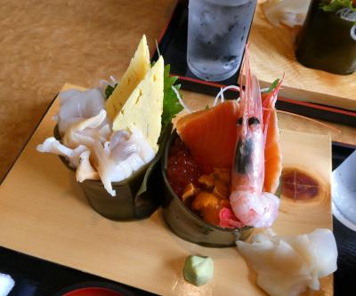 2023年 夏の北海道② 霧多布岬のラッコ捜索前に "浜中町 寿司ひらの "で、"旬の豪華海鮮丼"。器代わりの昆布は、初めての味わいだった！