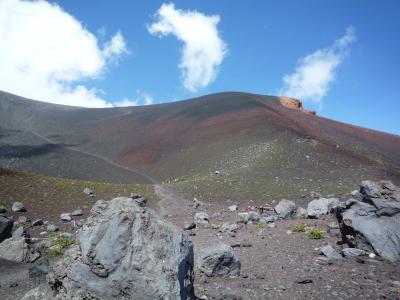 世界遺産登録10周年　にぎわう富士山