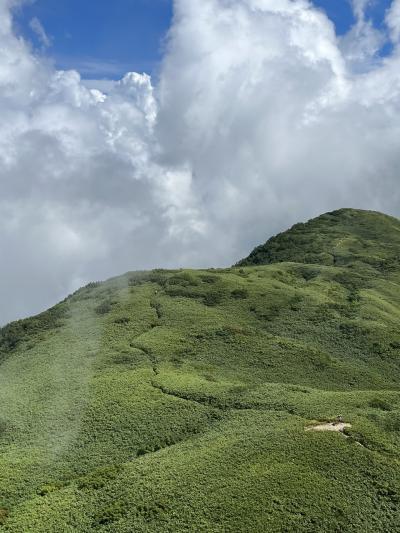 女神が降りてくる山　雨飾山