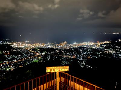 まだまだ暑い北海道へ行って来たよぉ～(´∀｀*)  ご当地グルメの居酒屋？夜景？どっちを選ぶ？σ^_^;  前乗り編