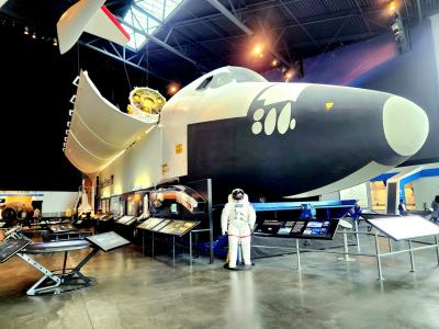 シニアトラベラー！シアトル&バンクーバー満喫の旅（26）『Museum of Flight』スペースギャラリー“スペースシャトル”